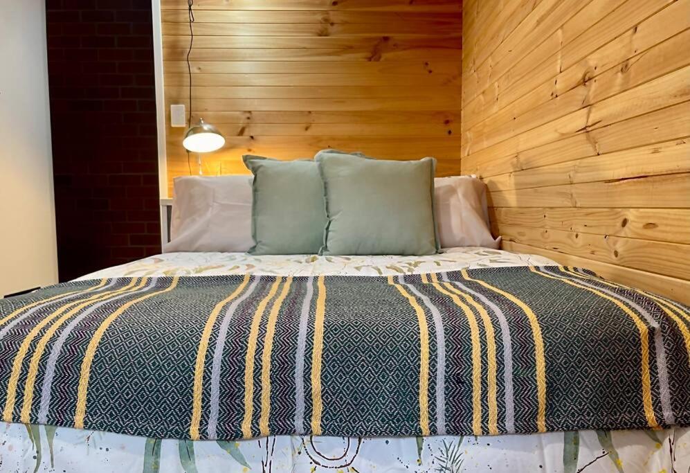 Lovely Brick Cottage With Amazing Water View Hobart Extérieur photo